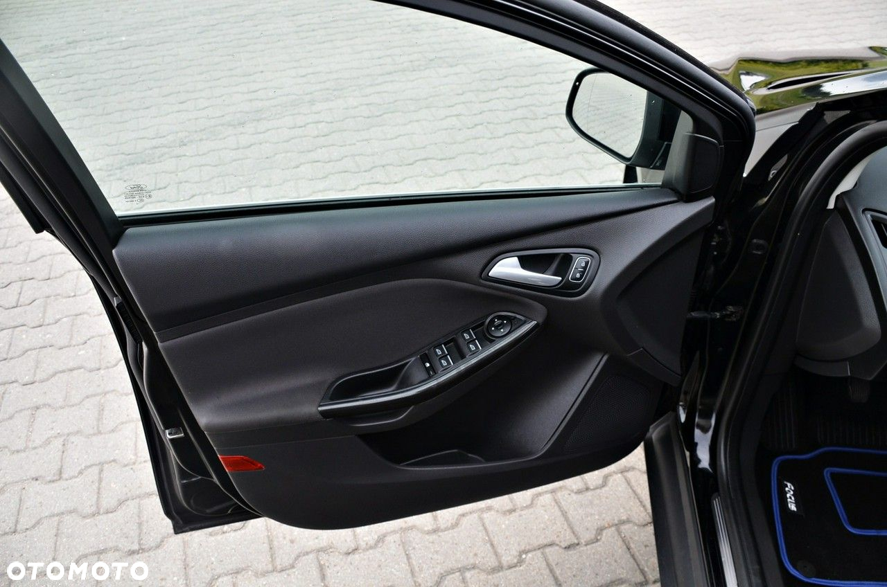Ford Focus - 15