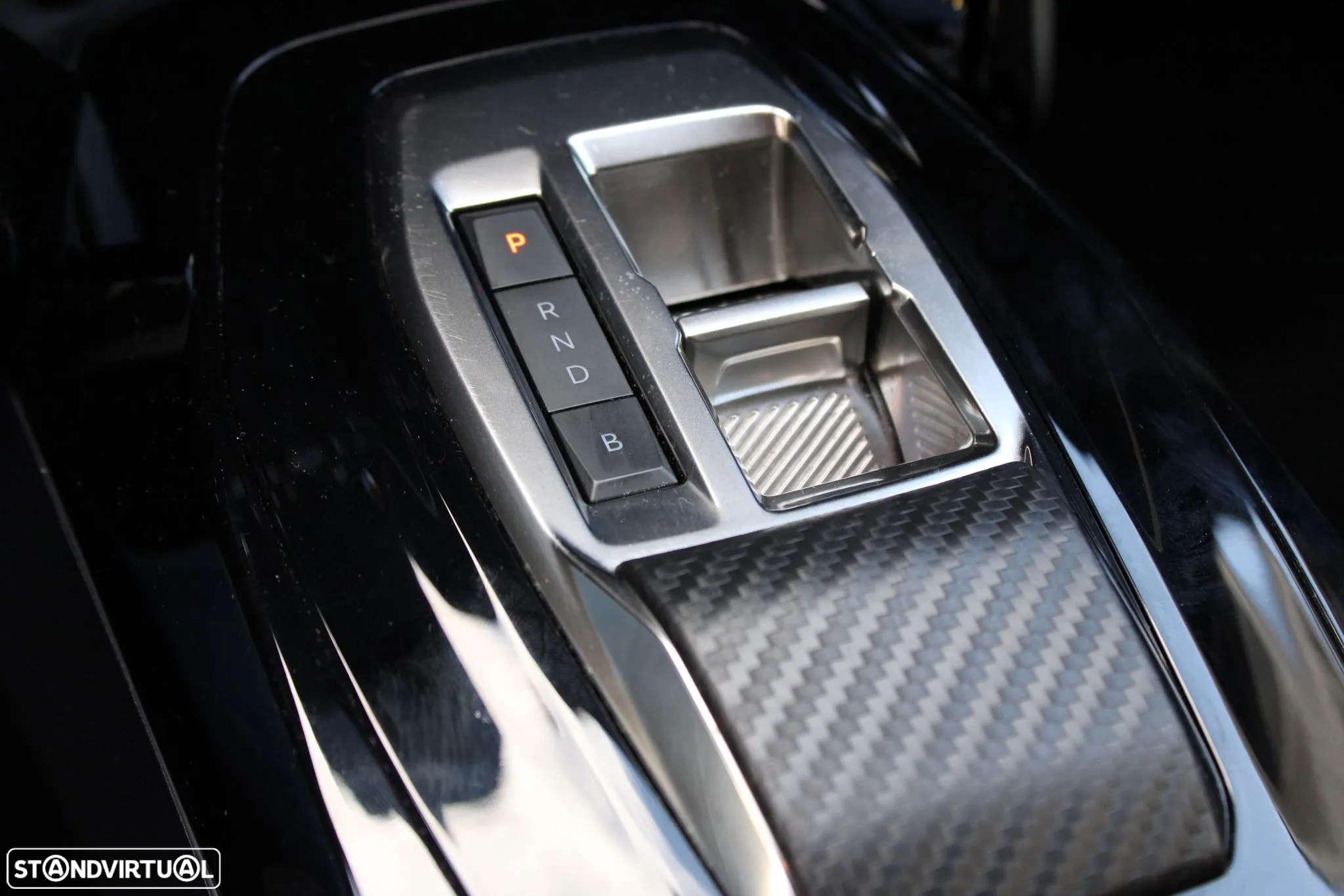 Peugeot e-208 50 kWh Active Pack - 28