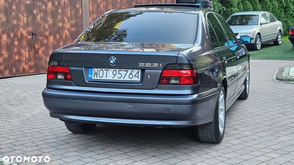 BMW Seria 5 - 28