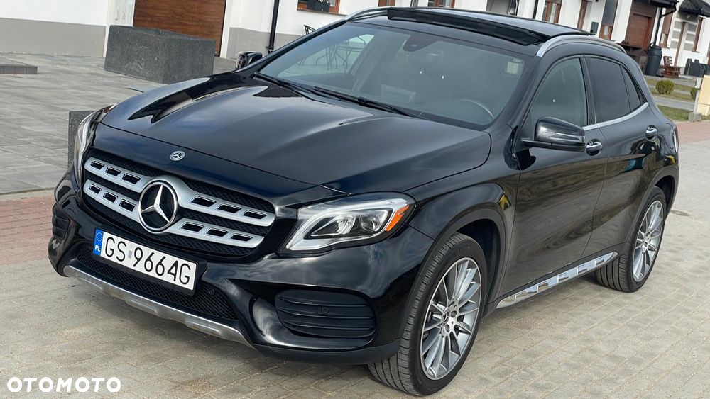 Mercedes-Benz GLA 250 4Matic 7G-DCT AMG Line - 1