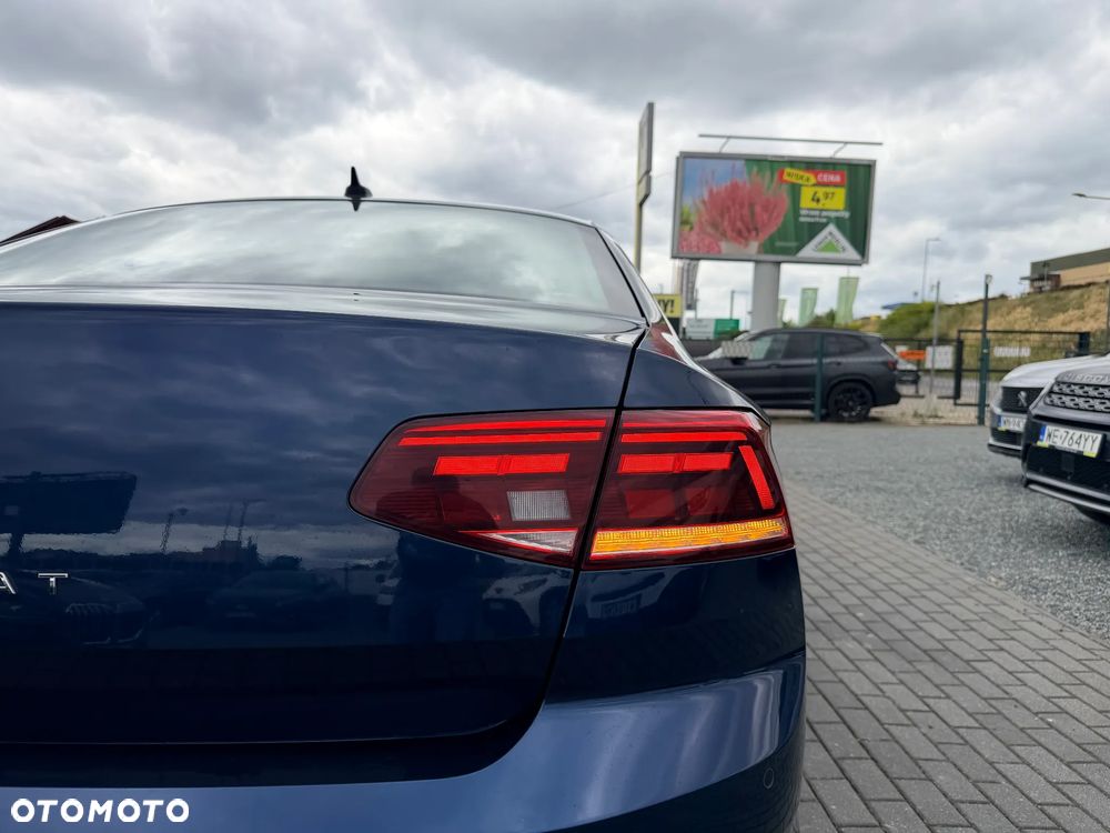 Volkswagen Passat 2.0 TDI EVO Business DSG - 12