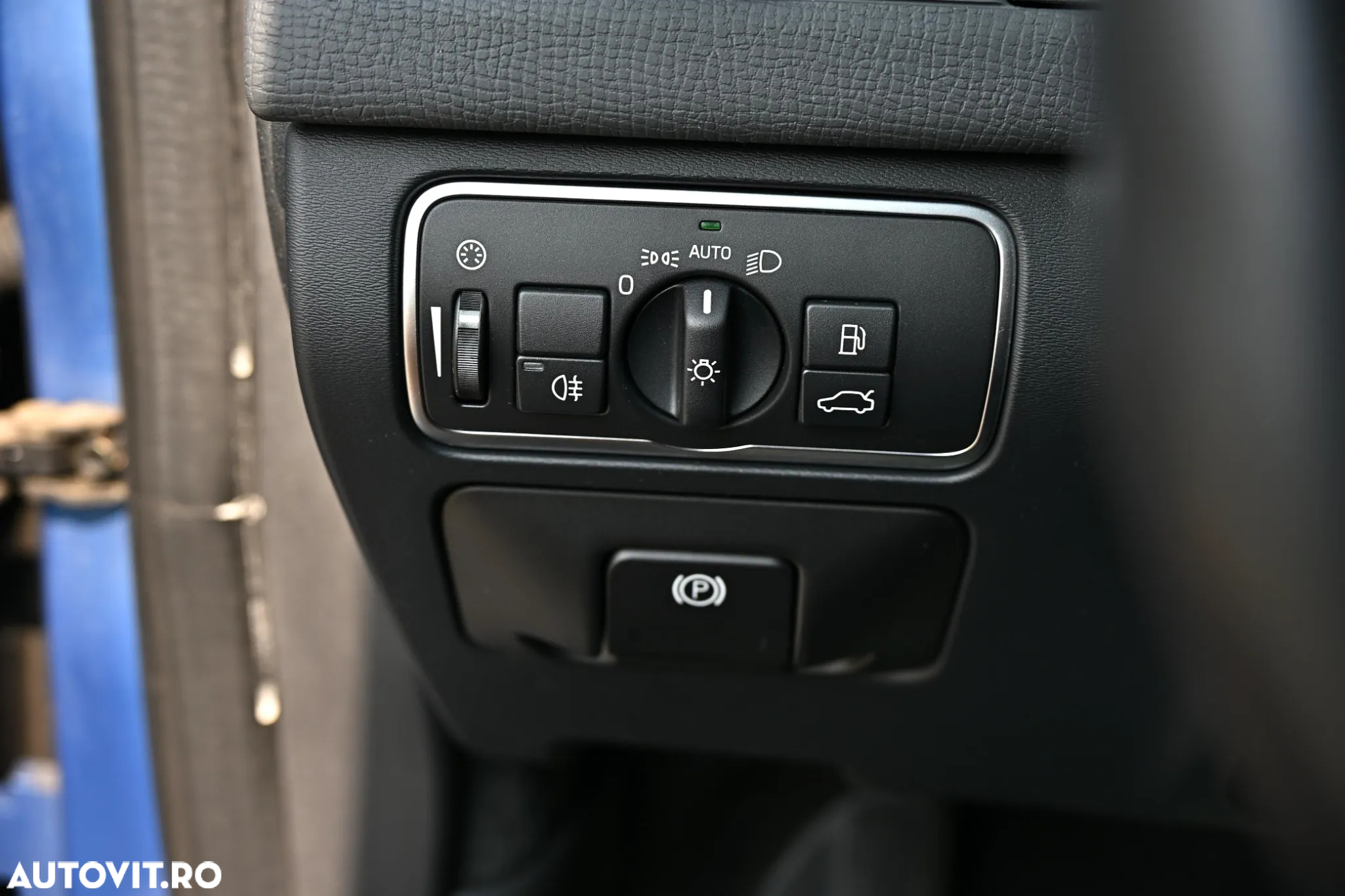 Volvo XC 60 D4 Geartronic Summum - 29