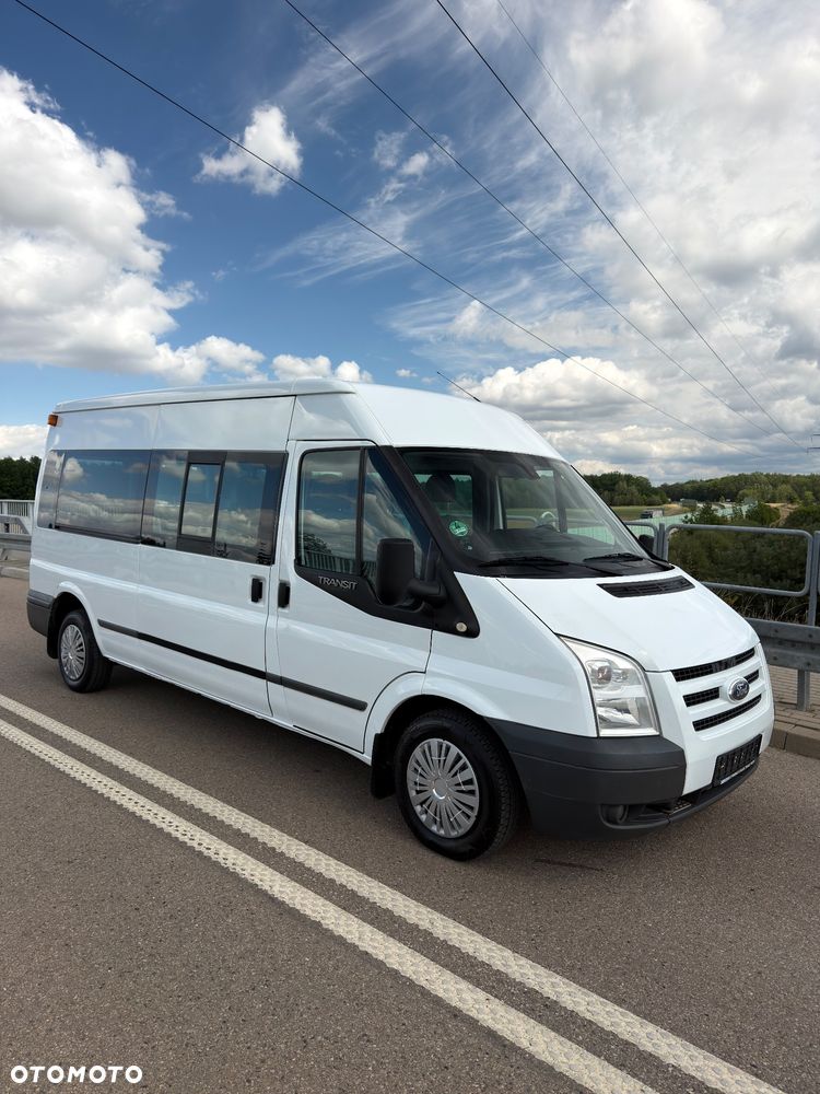 Ford Transit - 25