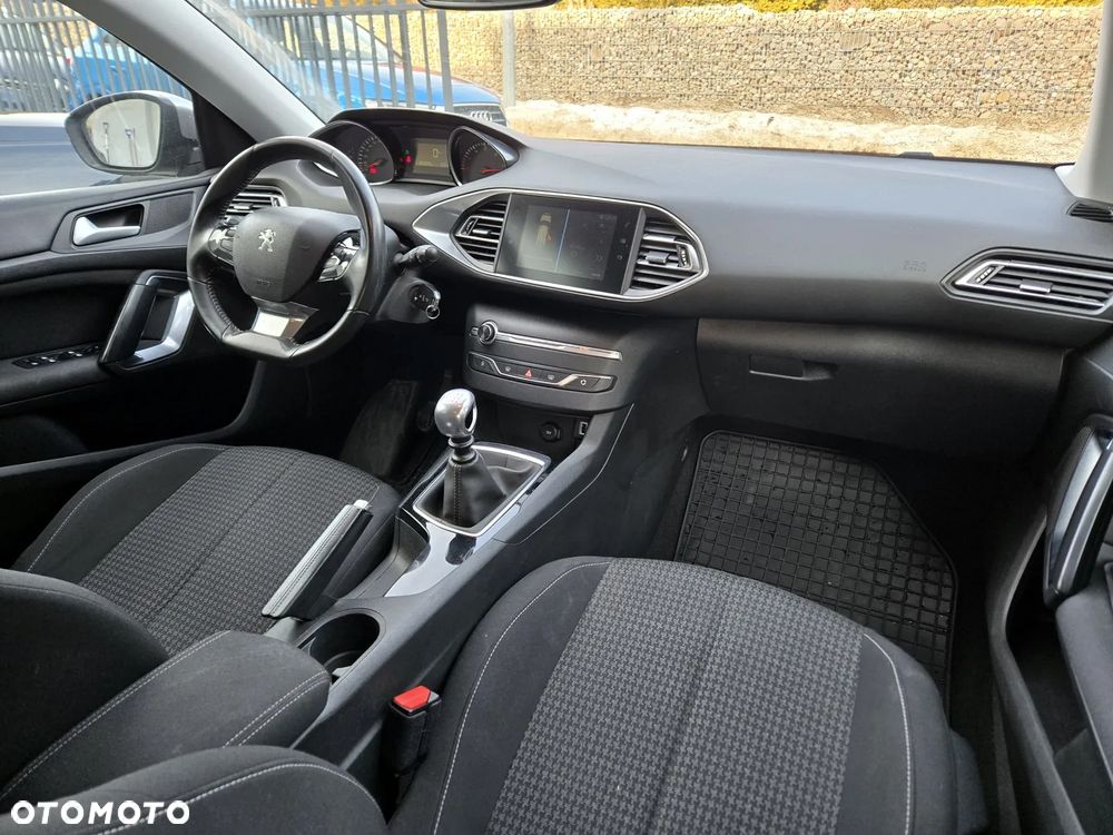 Peugeot 308 - 7
