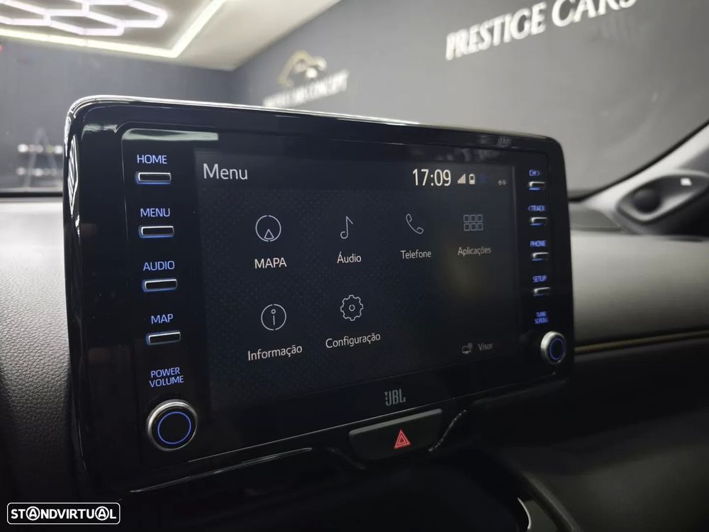 Toyota Yaris Cross 1.5 HDF Premier Edition - 35