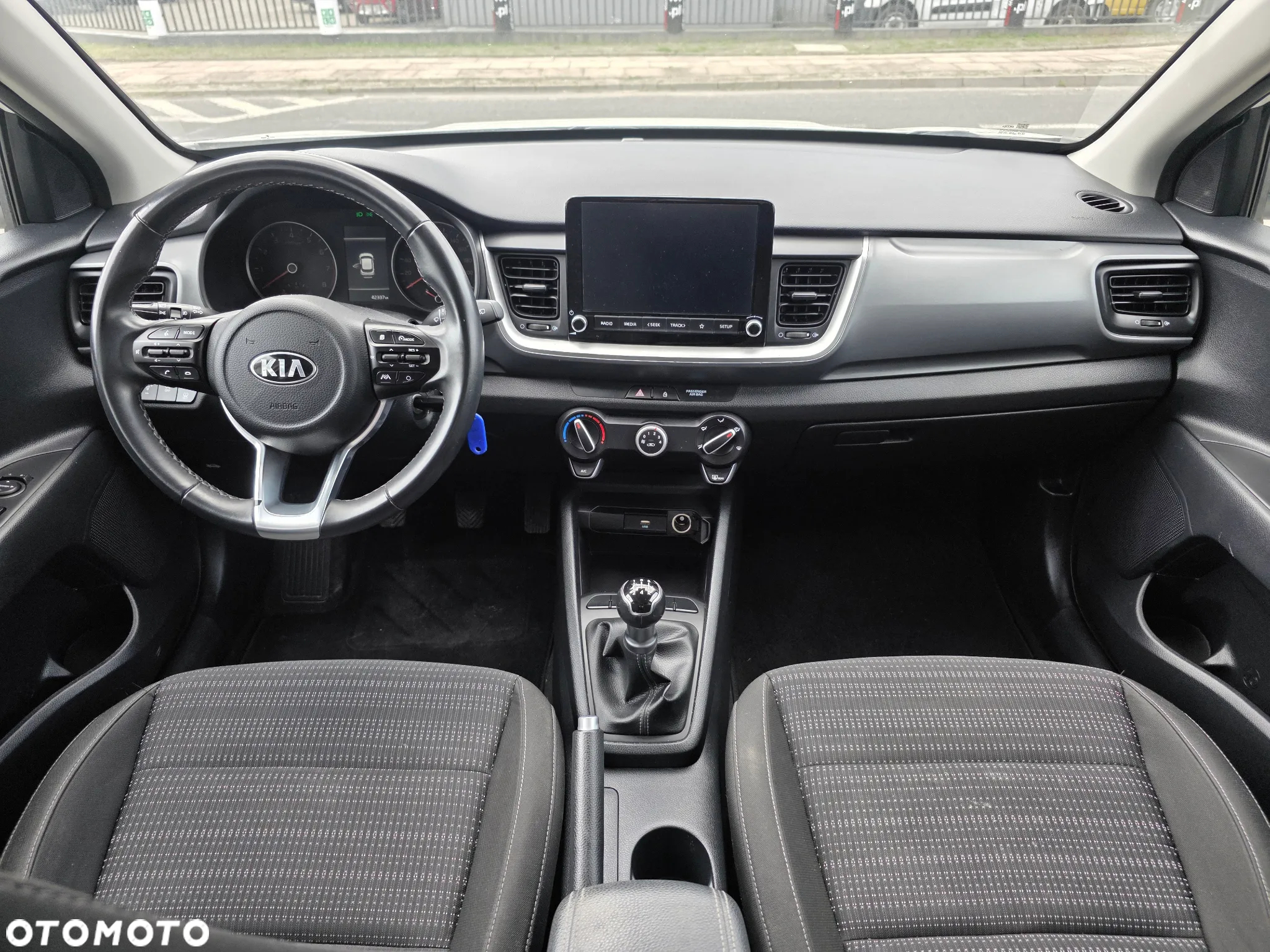Kia Stonic 1.2 L Business Line - 18
