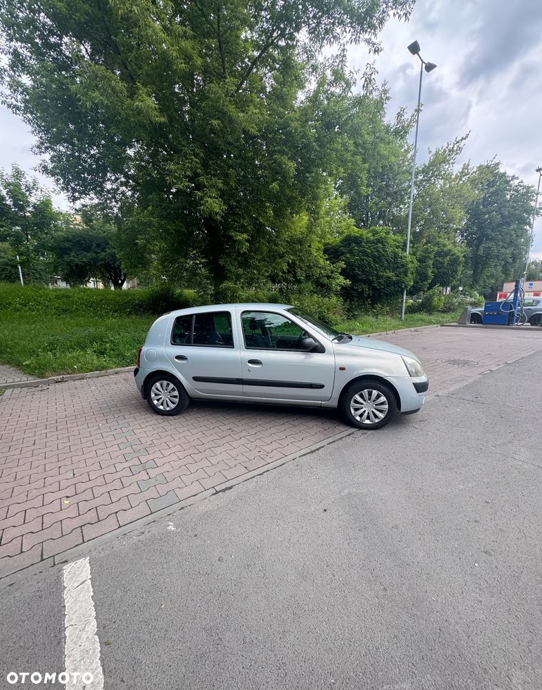 Renault Clio 1.2 16V Alize - 4