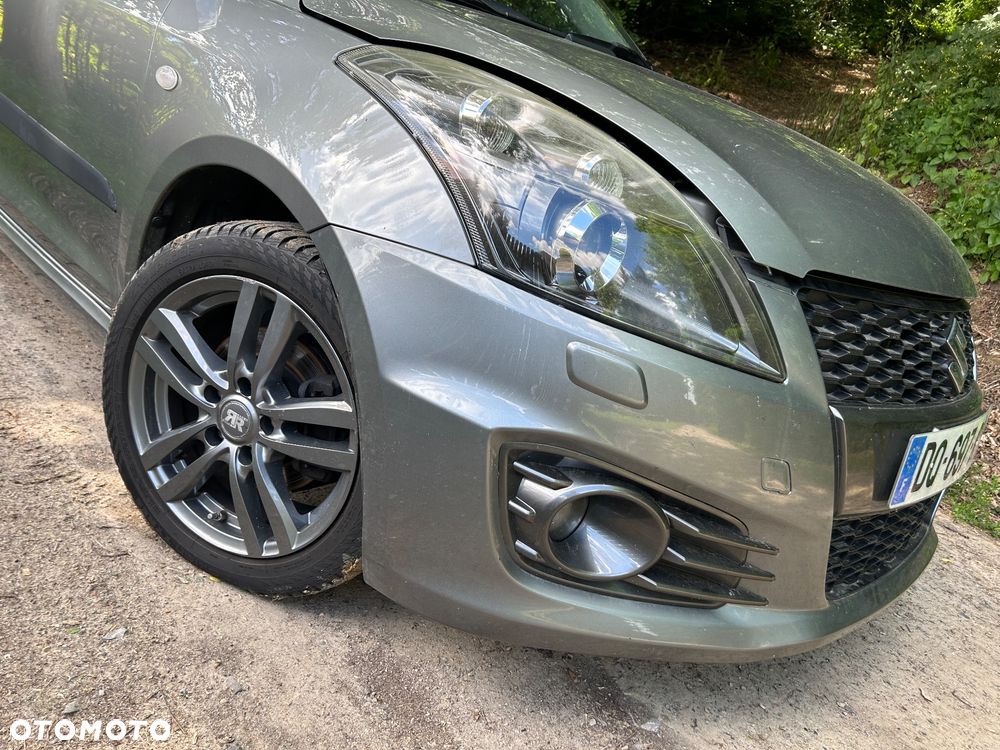 Suzuki Swift - 1