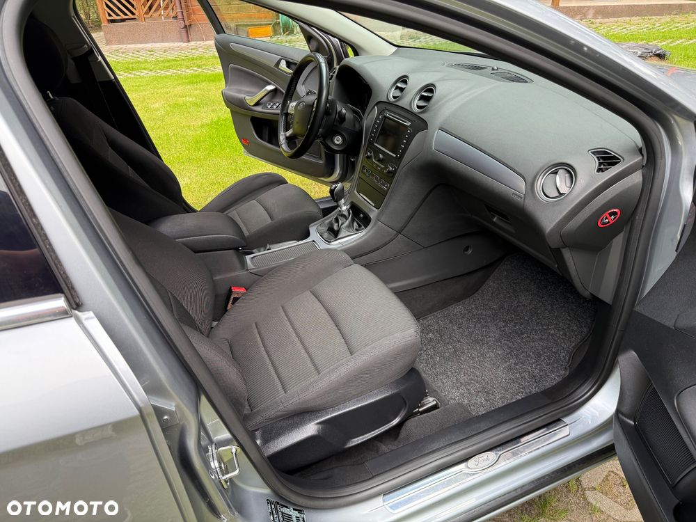 Ford Mondeo 2.0 TDCi Titanium S - 16