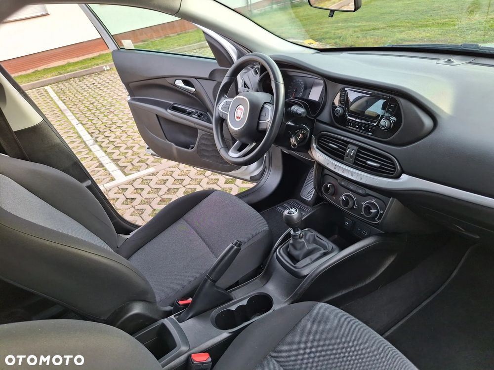 Fiat Tipo 1.4 16v Easy EU6d - 14