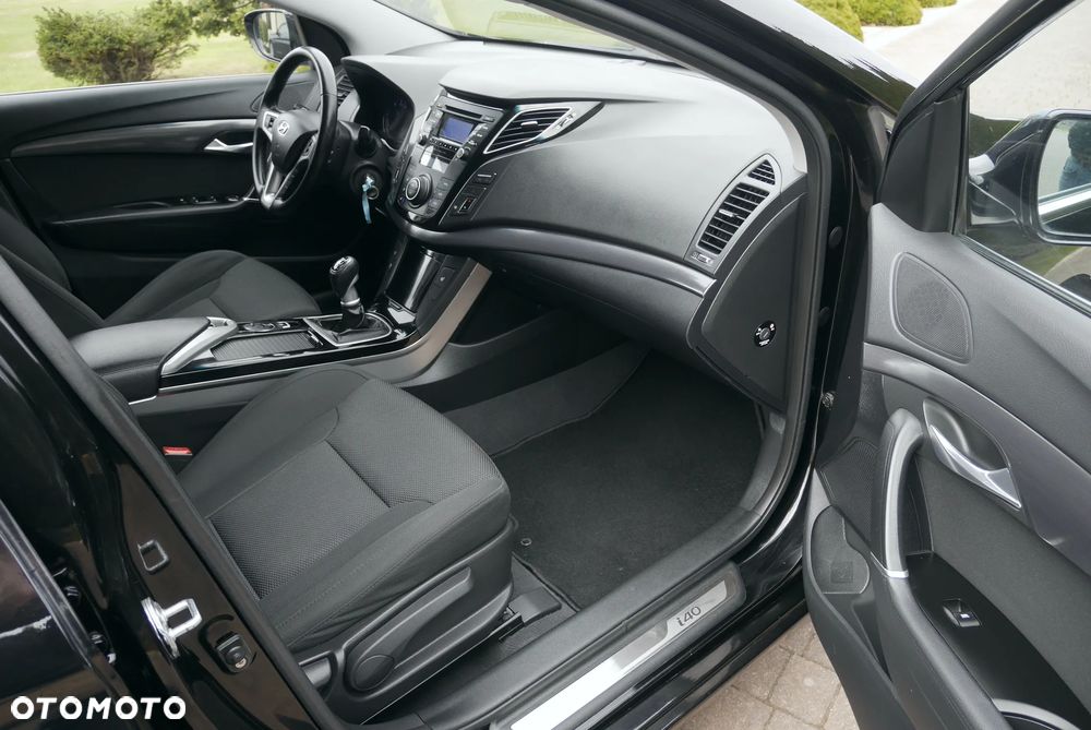 Hyundai i40 Kombi 1.7 CRDi Premium - 15