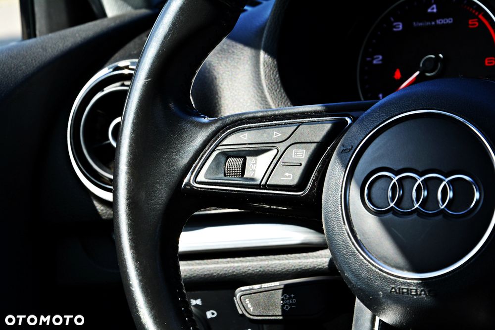 Audi A3 1.6 TDI (clean diesel) S tronic Attraction - 18