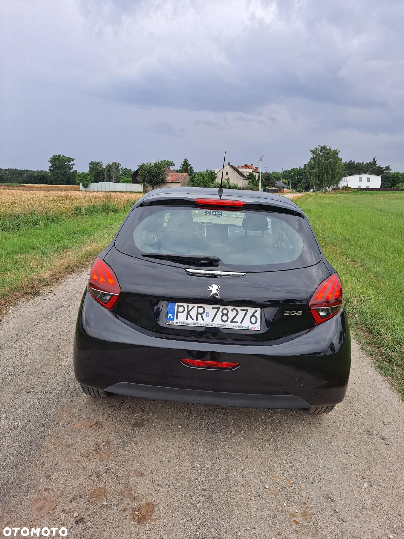 Peugeot 208 - 4