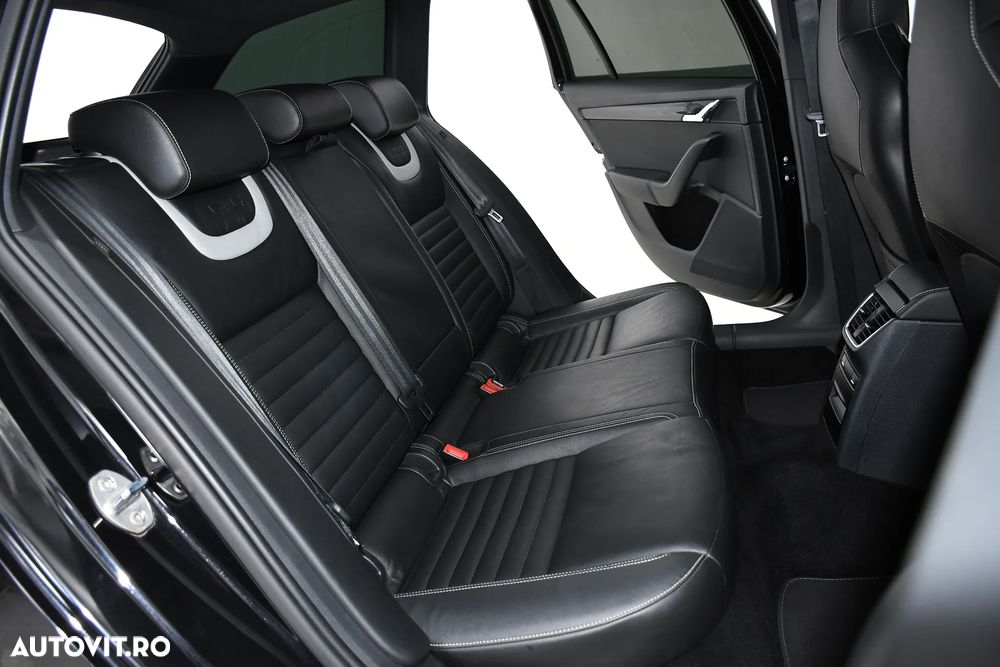 Skoda Octavia 2.0 TDI RS - 17