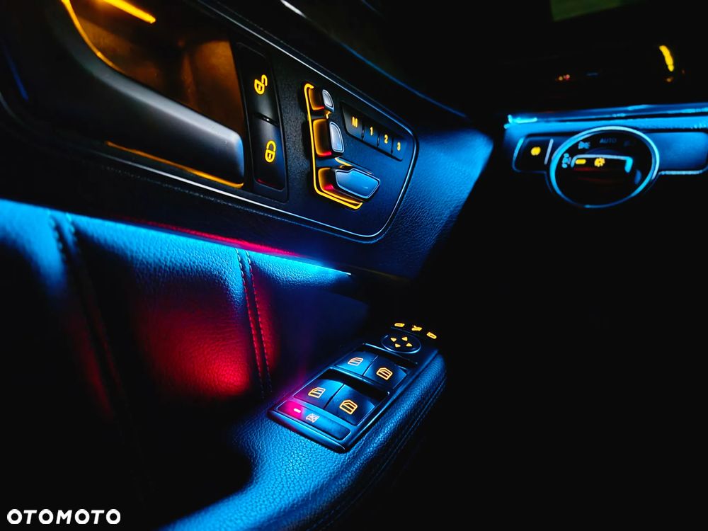 Mercedes-Benz Klasa E 400 4-Matic Avantgarde - 6