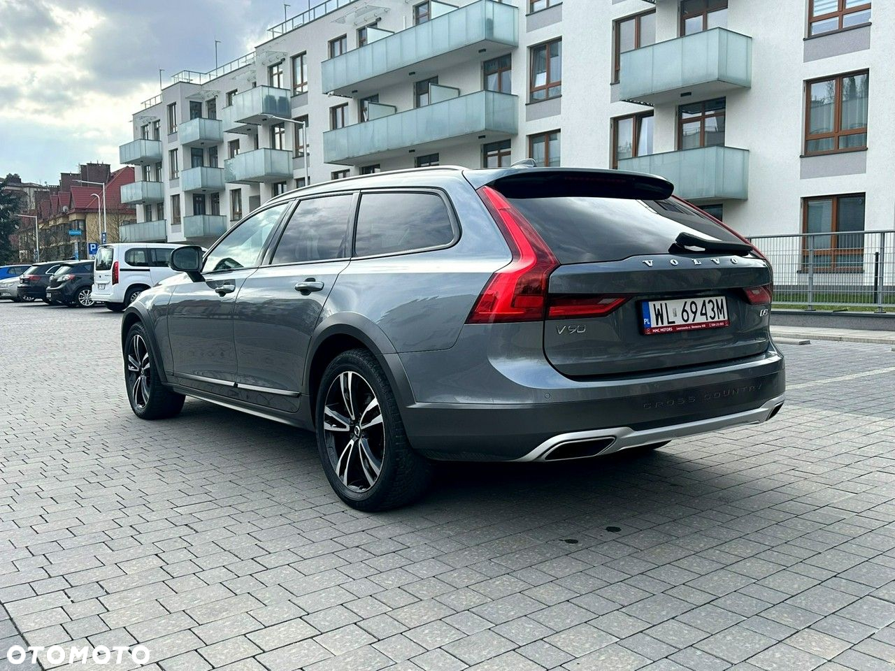 Volvo V90 Cross Country D5 SCR AWD Pro - 3