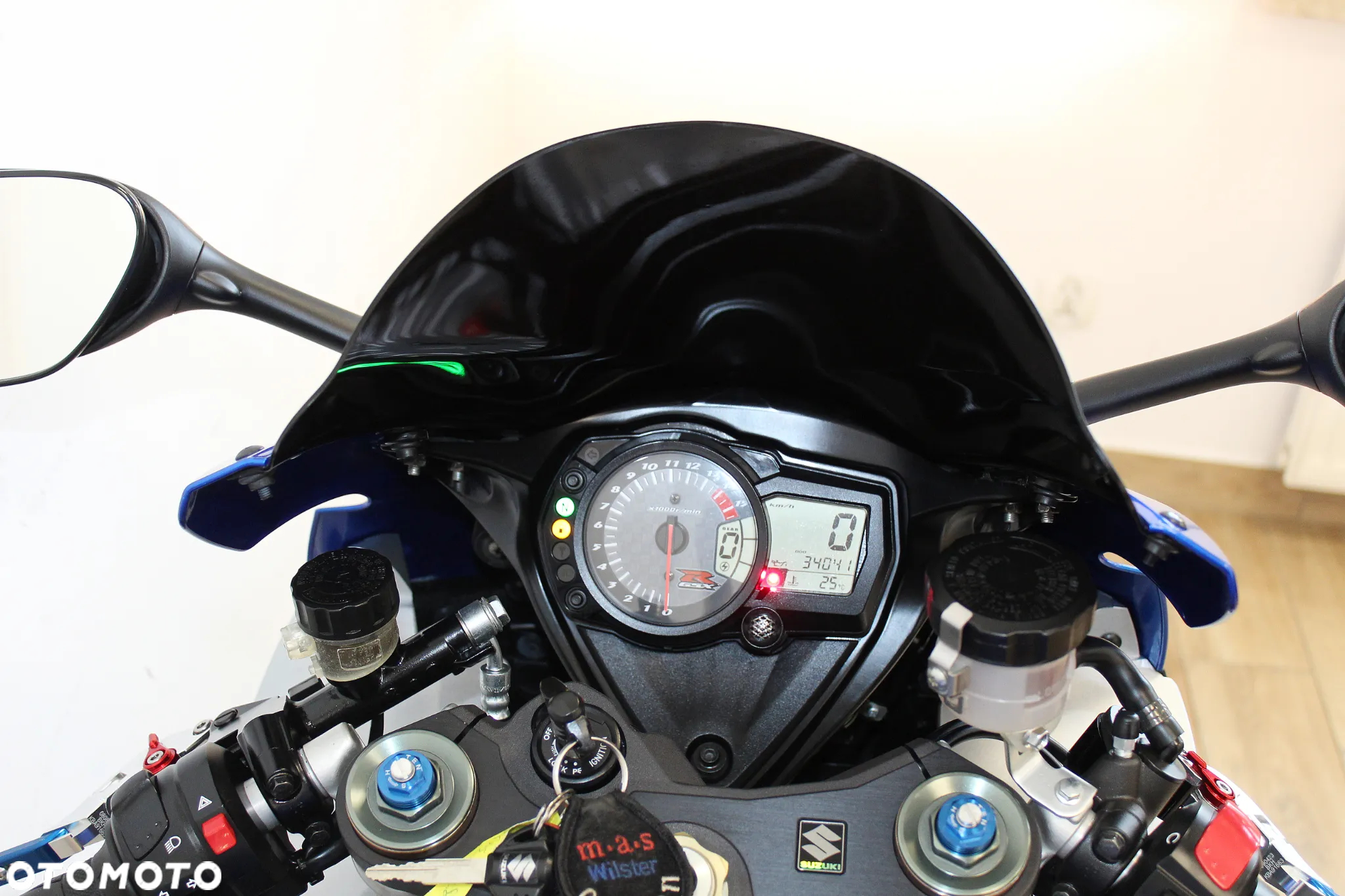 Suzuki GSX-R - 6