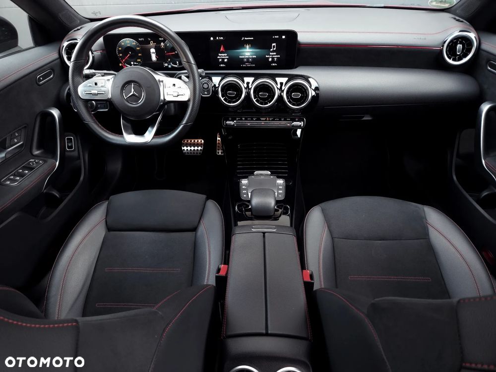 Mercedes-Benz CLA 220 d 4-Matic AMG Line 8G-DCT - 10