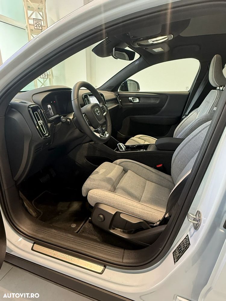 Volvo C40 Recharge Single Motor Extended Range RWD Plus - 8