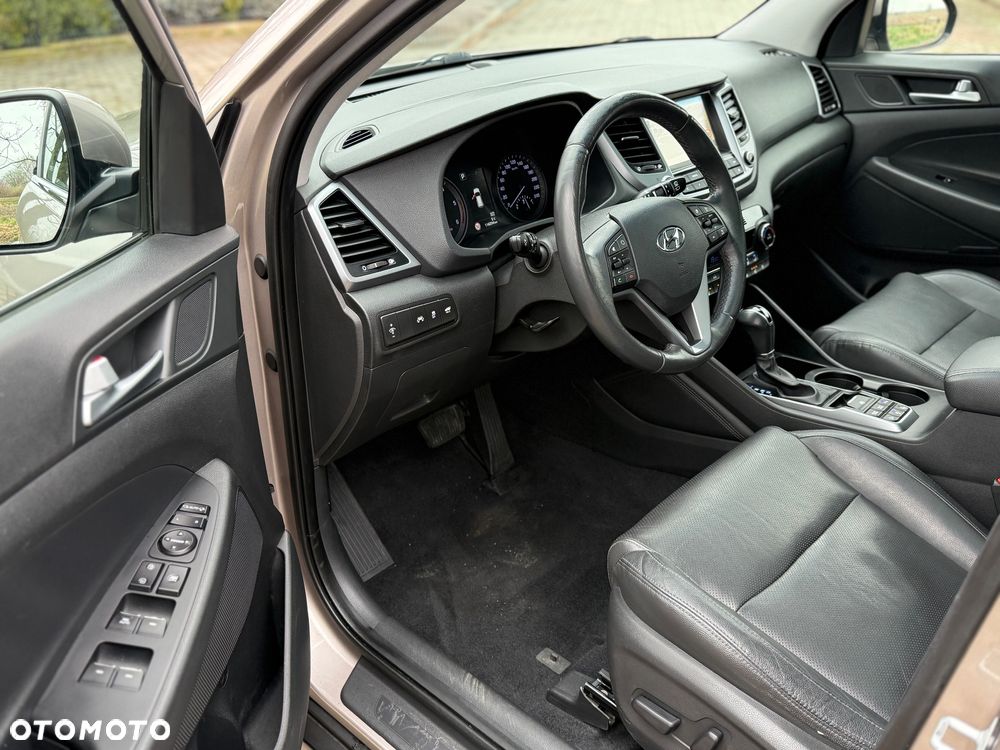 Hyundai Tucson blue 1.7 CRDi 2WD DCT Advantage - 13