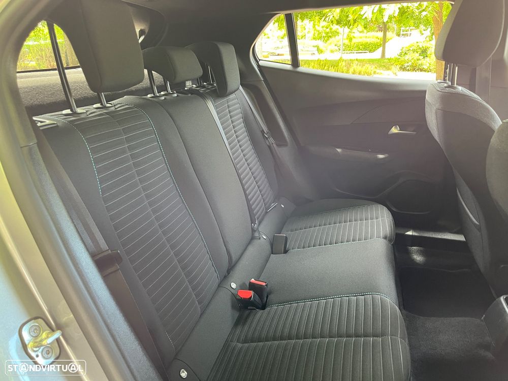 Peugeot 2008 1.2 PureTech Active Pack - 27