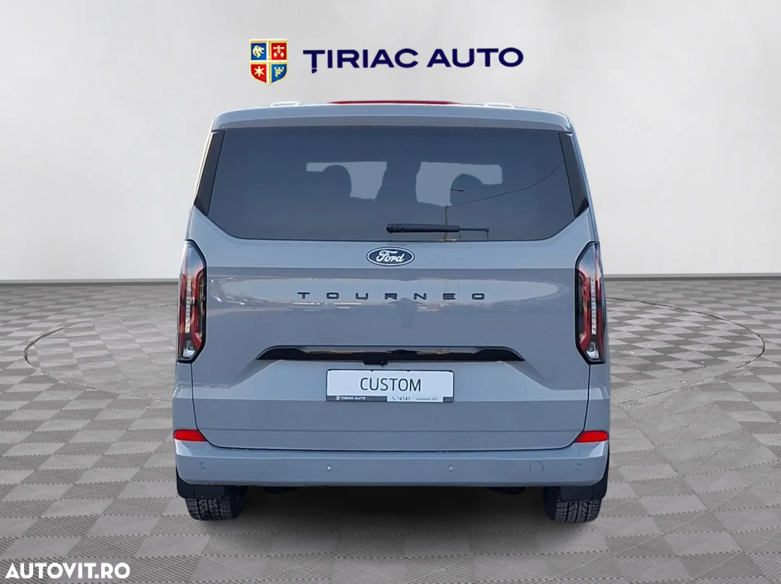 Ford Tourneo Custom Bus 320 2.0 EcoBlue 170 CP L2H1 Titanium X Aut. - 11