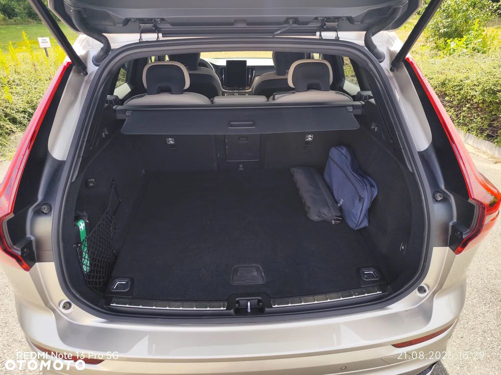 Volvo XC 60 B5 B AWD Ultra Dark - 9