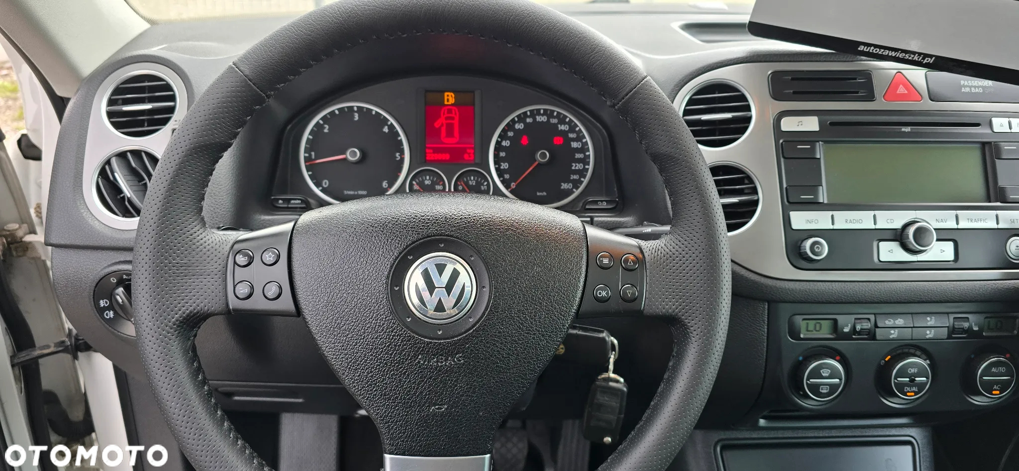 Volkswagen Tiguan 2.0 TDI DPF 4Motion Exclusive - 33