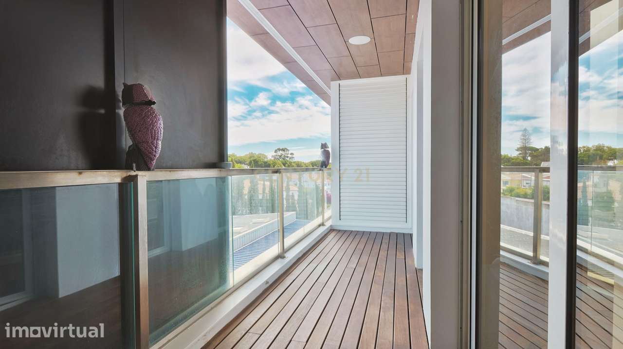 Apartamento T3 de Sonho com Vista Mar – Alto dos Capuchos, Costa da Ca - Grande imagem: 2/27