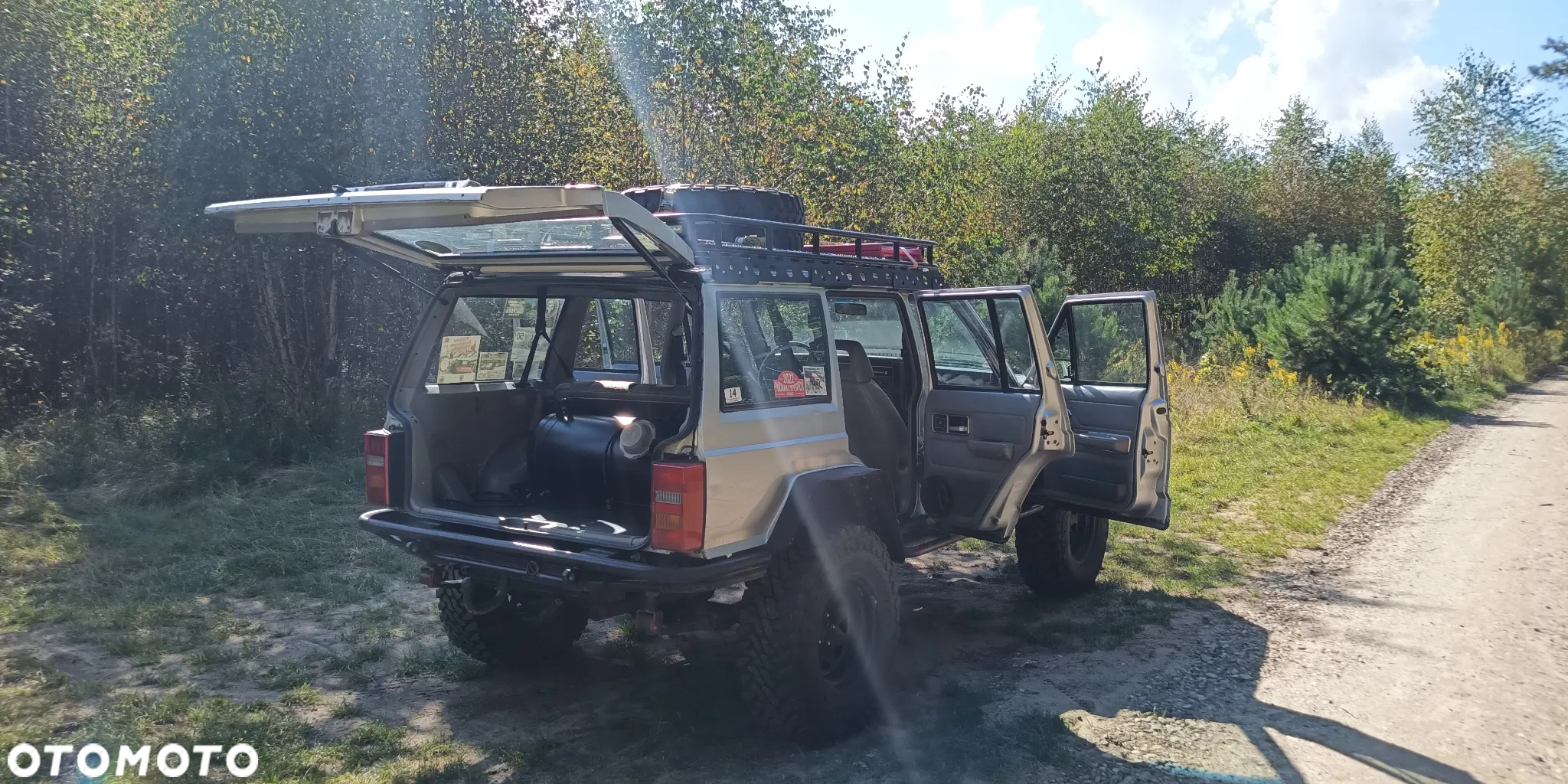 Jeep Cherokee 4.0 - 16