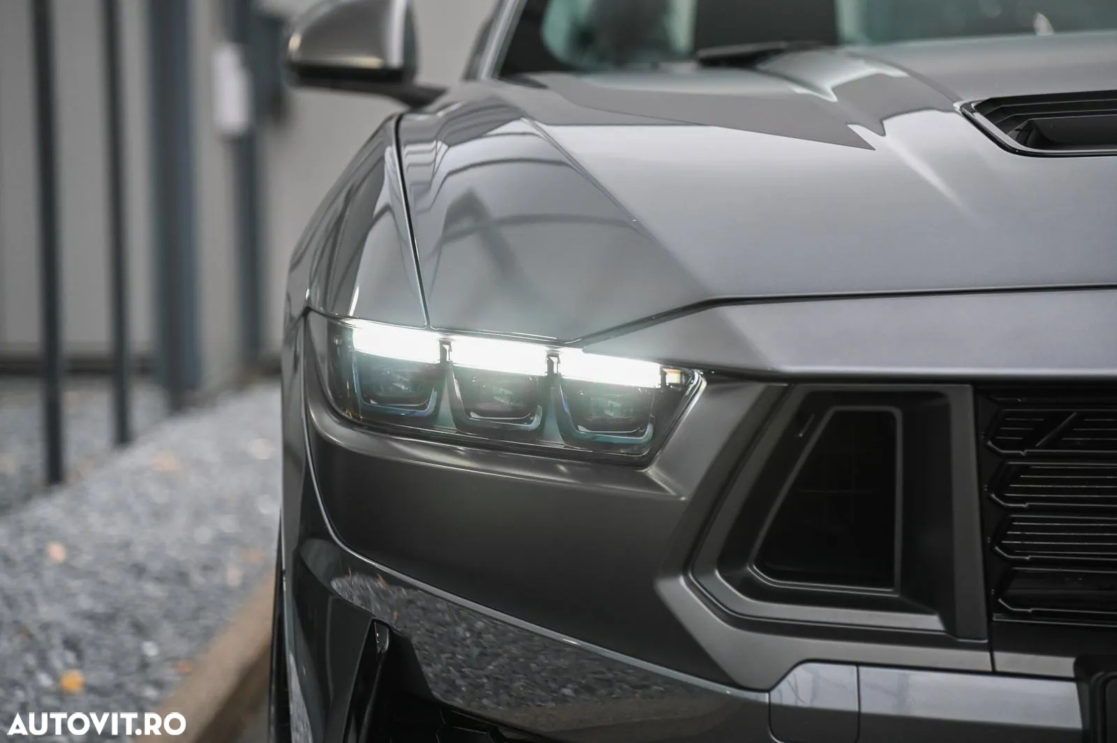 Ford Mustang 5.0 V8 Dark Horse - 29
