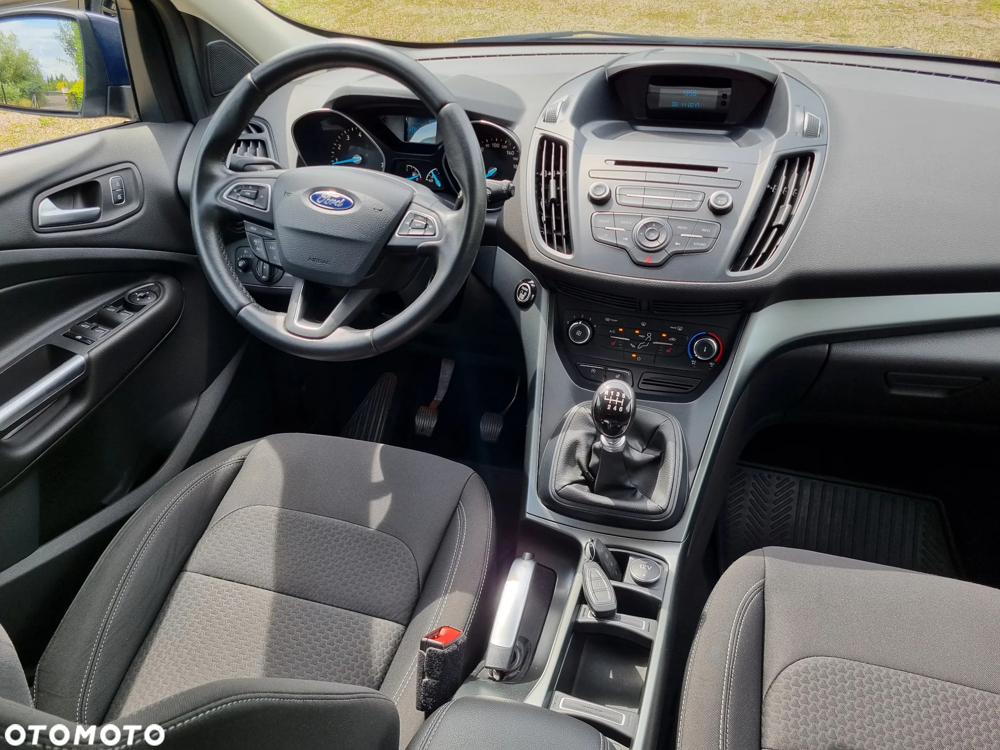 Ford Kuga 1.5 EcoBoost 2x4 Trend - 10
