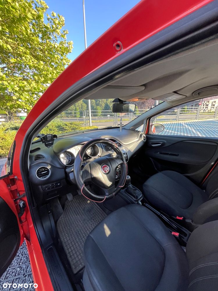 Fiat Punto 1.4 Easy S&S - 8