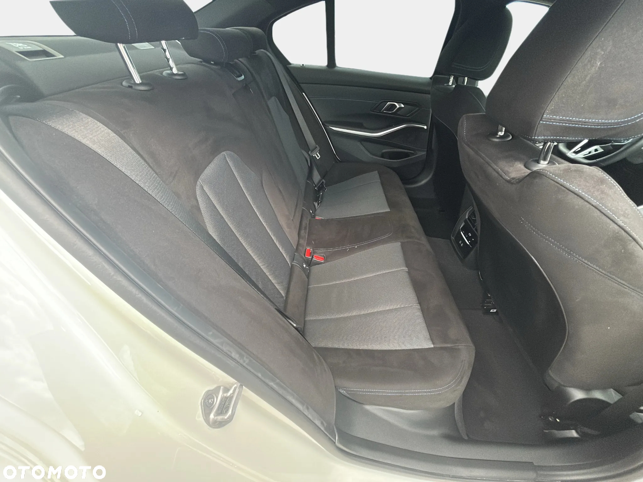 BMW Seria 3 - 12