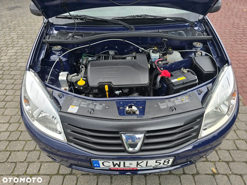 Dacia Sandero - 8