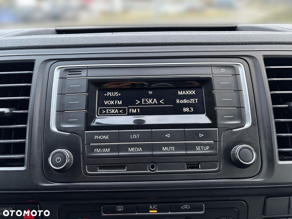 Volkswagen Transporter L2H1 - 19