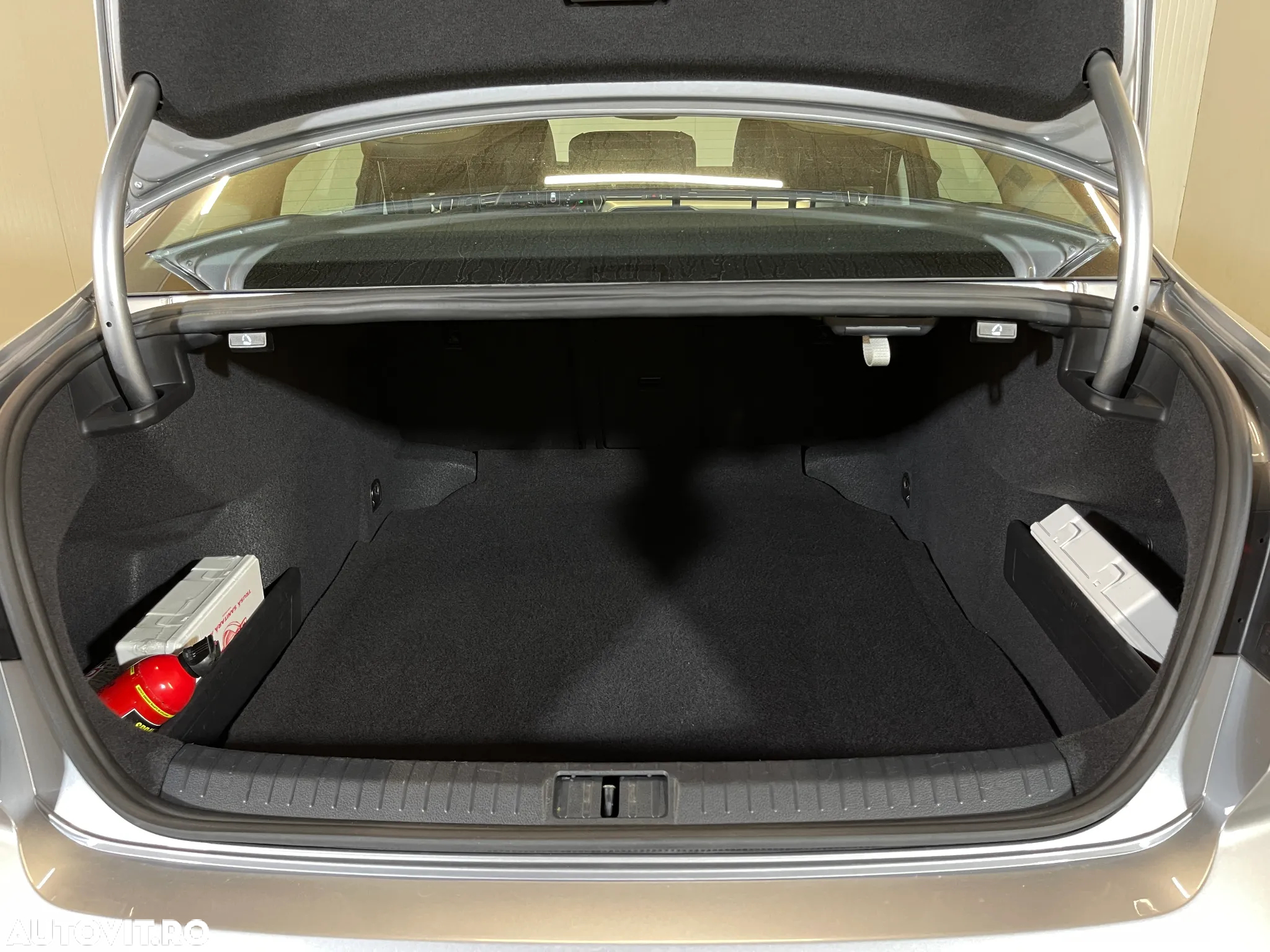 Volkswagen Passat 2.0 TDI DSG Highline - 11