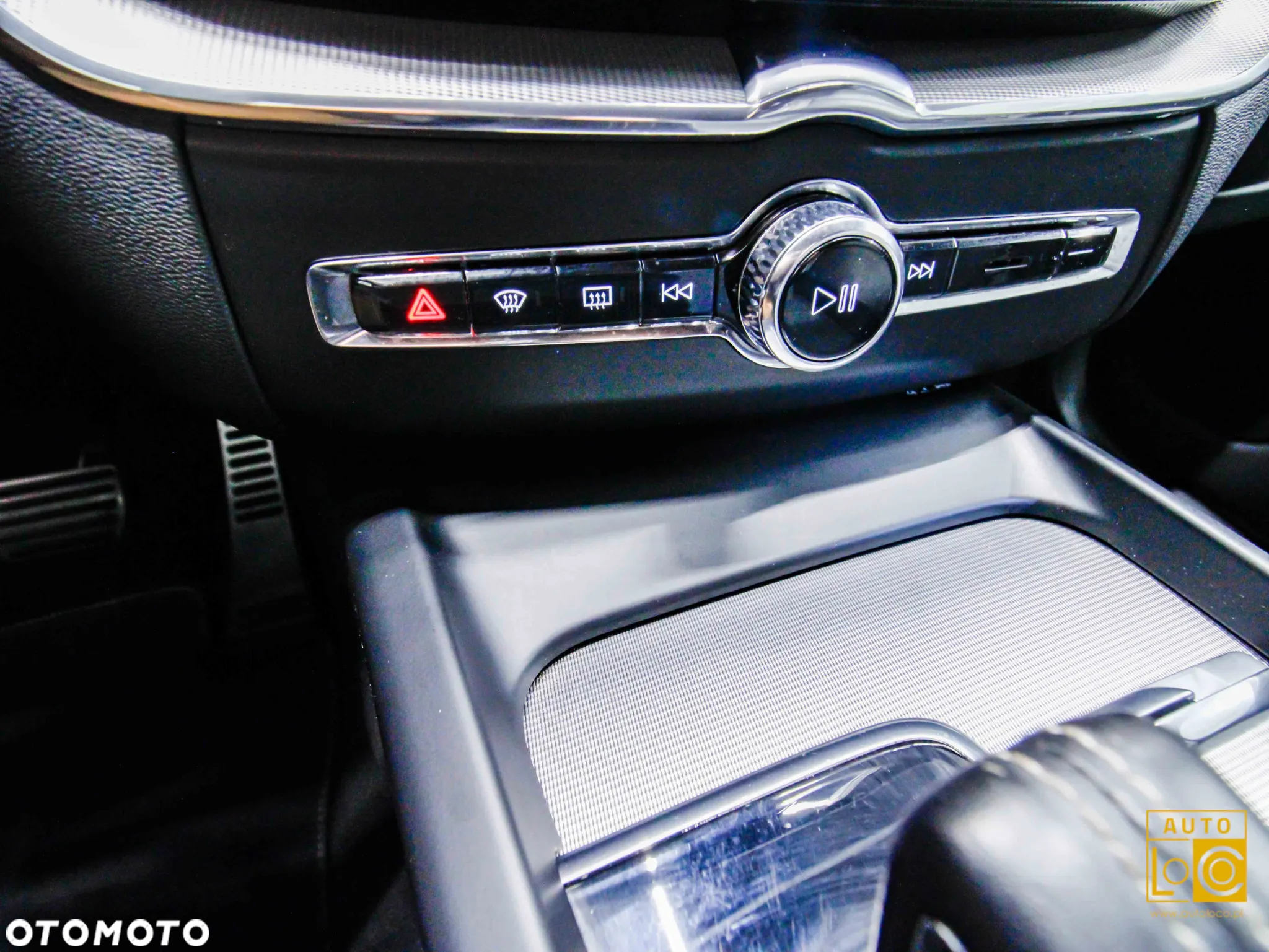Volvo XC 60 B4 B R-Design - 26