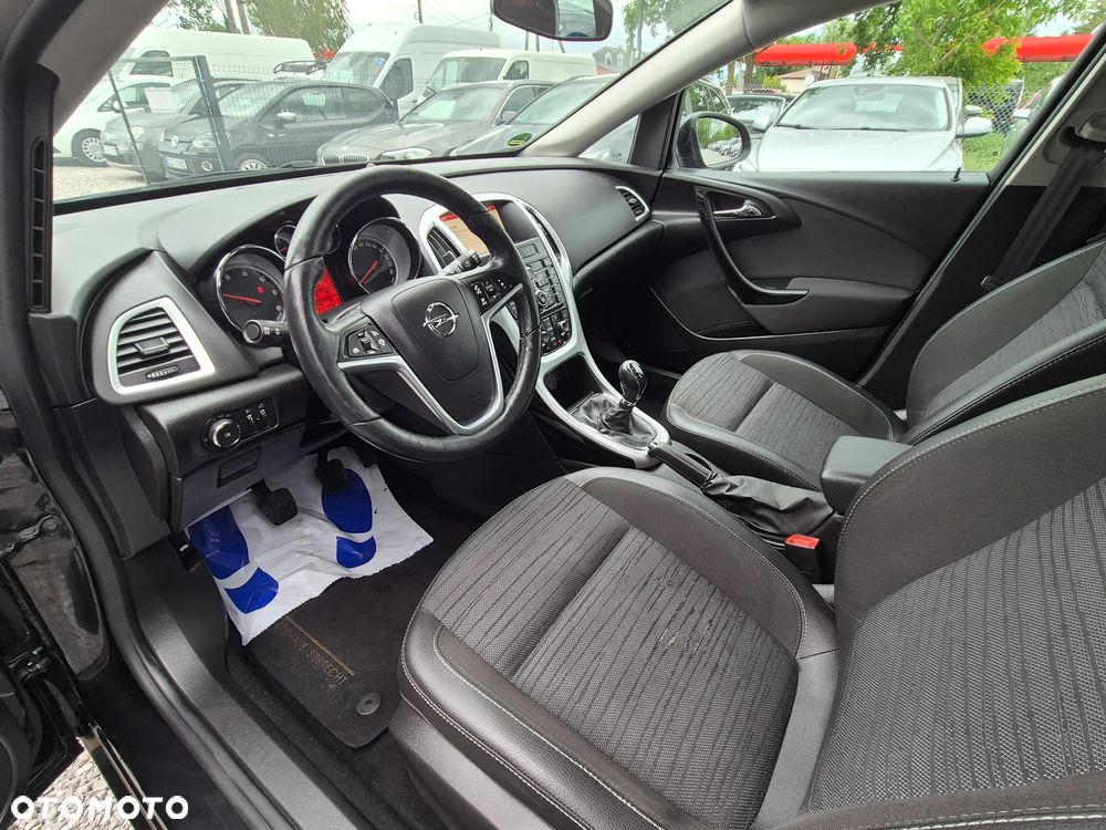 Opel Astra 1.6 CDTI Essentia - 25