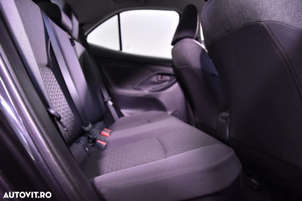 Toyota Yaris Cross - 12