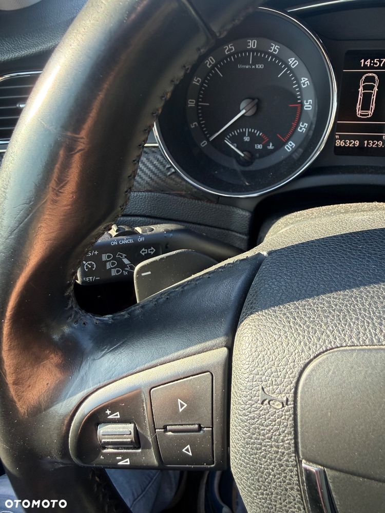 Skoda Superb 2.0 TDI DSG Elegance - 9
