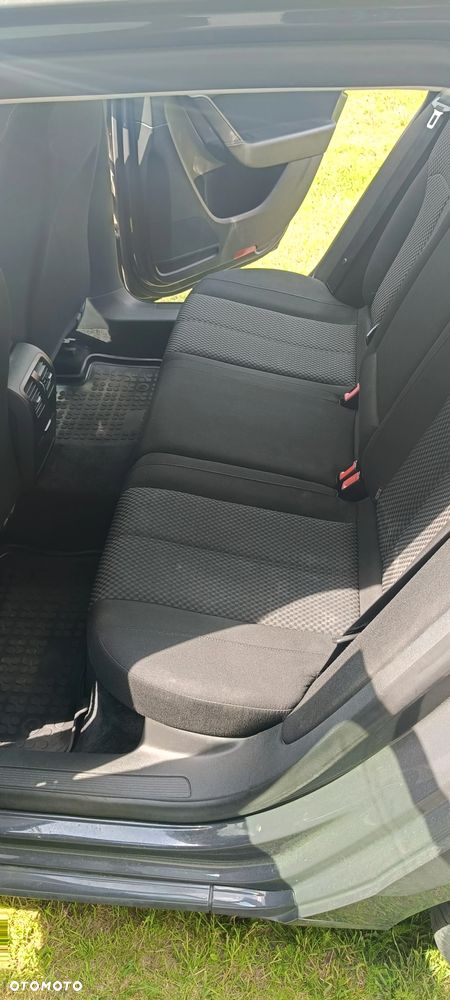 Volkswagen Passat 2.0 TDI Comfortline Optimum - 10