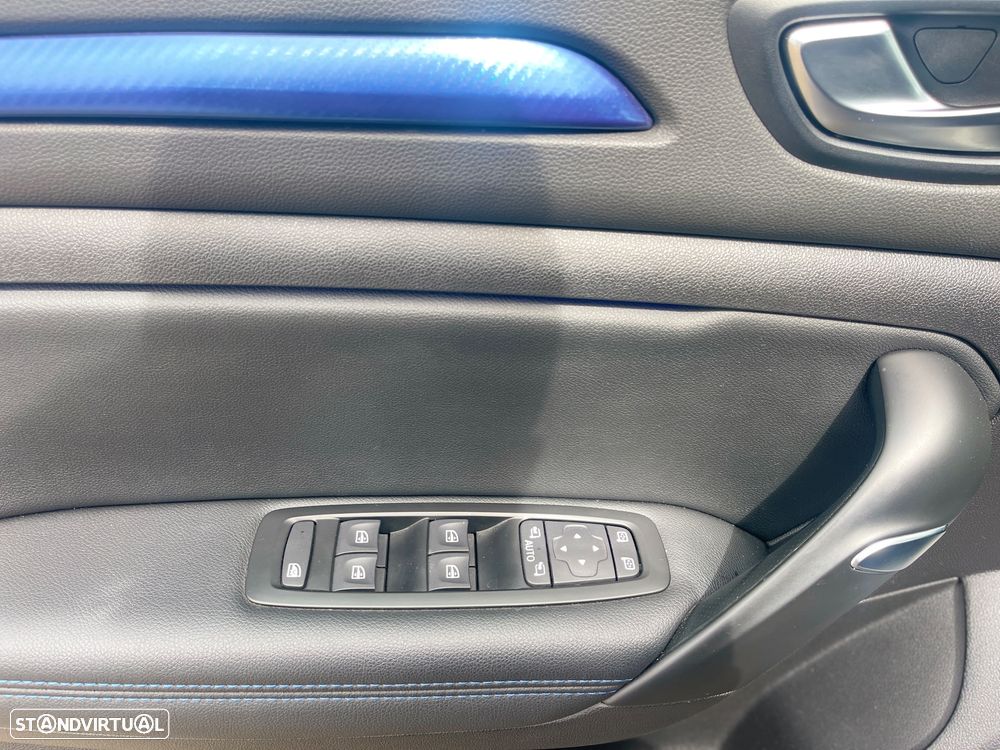 Renault Mégane 1.6 dCi GT Line J18 - 10