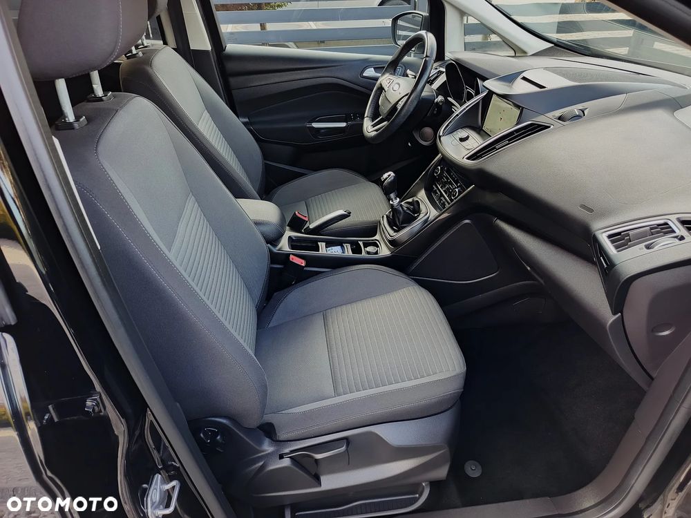 Ford C-MAX - 16