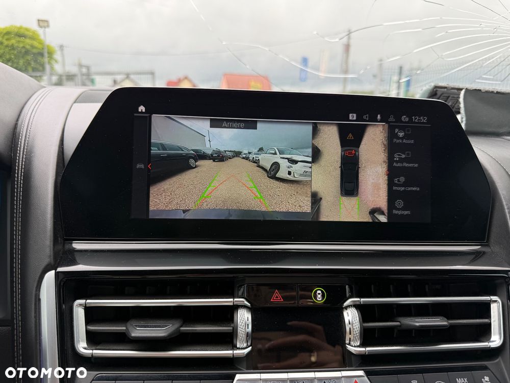 BMW Seria 8 - 29