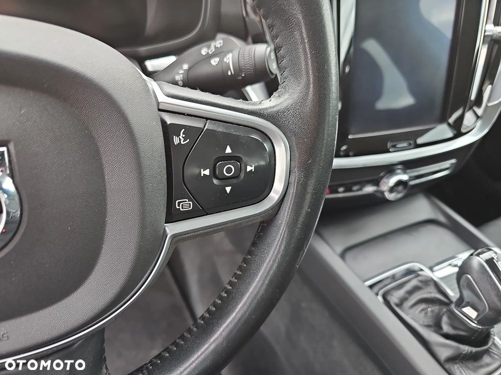 Volvo V60 D3 Momentum Pro - 18