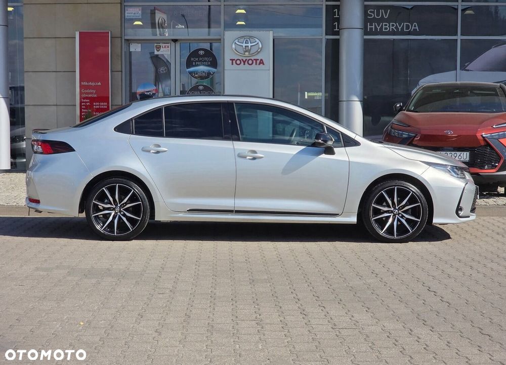 Toyota Corolla 1.8 Hybrid GR Sport - 8