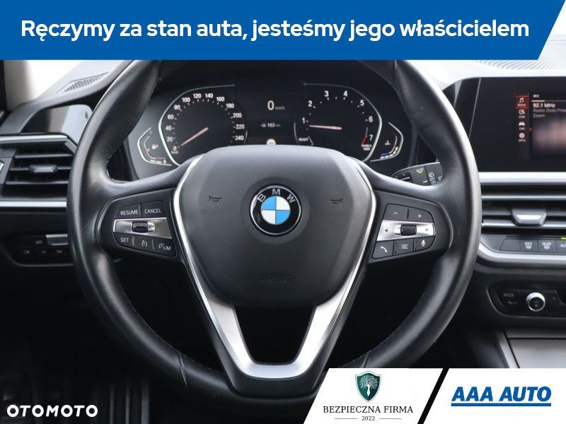 BMW Seria 3 - 16