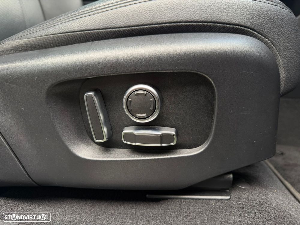 Land Rover Range Rover Evoque 1.5 P300e AWD R-Dynamic S Auto - 23