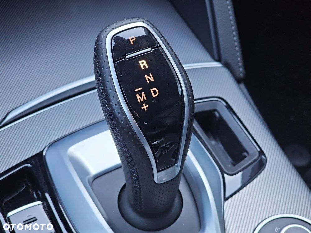 Alfa Romeo Stelvio - 30